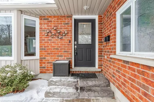 Guelph, ON N1H 7V4,14 Primrose Lane