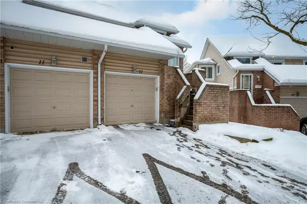 Kitchener, ON N2M 5L6,205 Highland Crescent #12