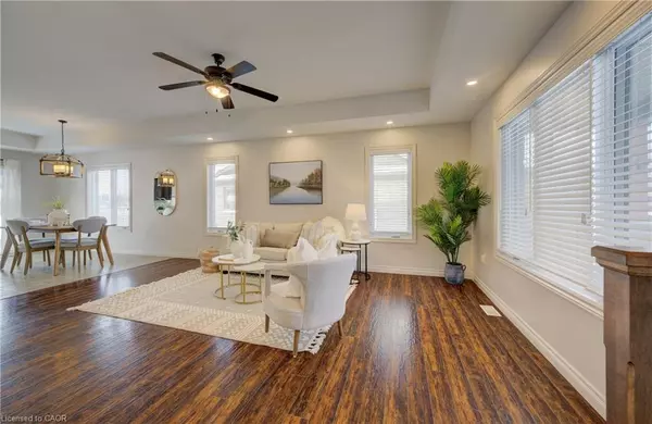 Clifford, ON N0G 1M0,35 Ann Street N