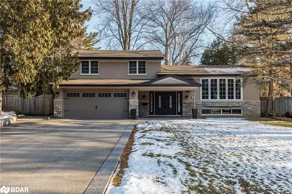 165 Walby Drive, Oakville, ON L6L 4C9