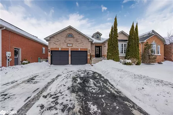 59 Edwards Drive, Barrie, ON L4N 9K8