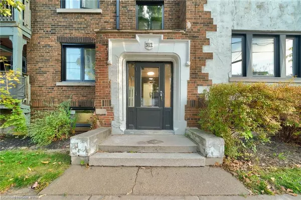 Hamilton, ON L8P 2R5,312 Aberdeen Avenue #1