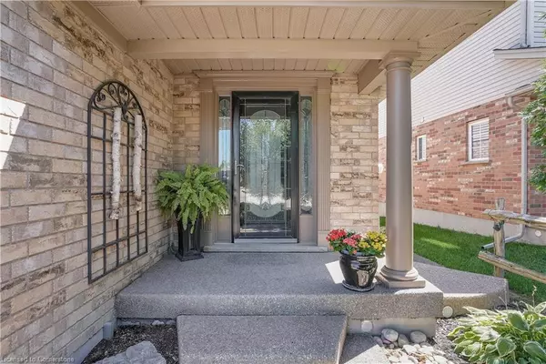 Kitchener, ON N2A 4K1,66 Pebblecreek Drive