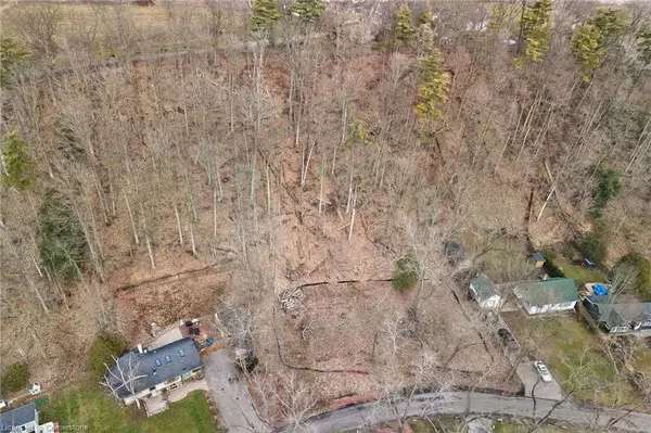 Burlington, ON L7P 0T5,1403 Hidden Valley Road