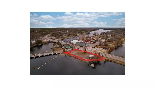 Coboconk, ON L0K 1M0,6672 Highway 35 Highway