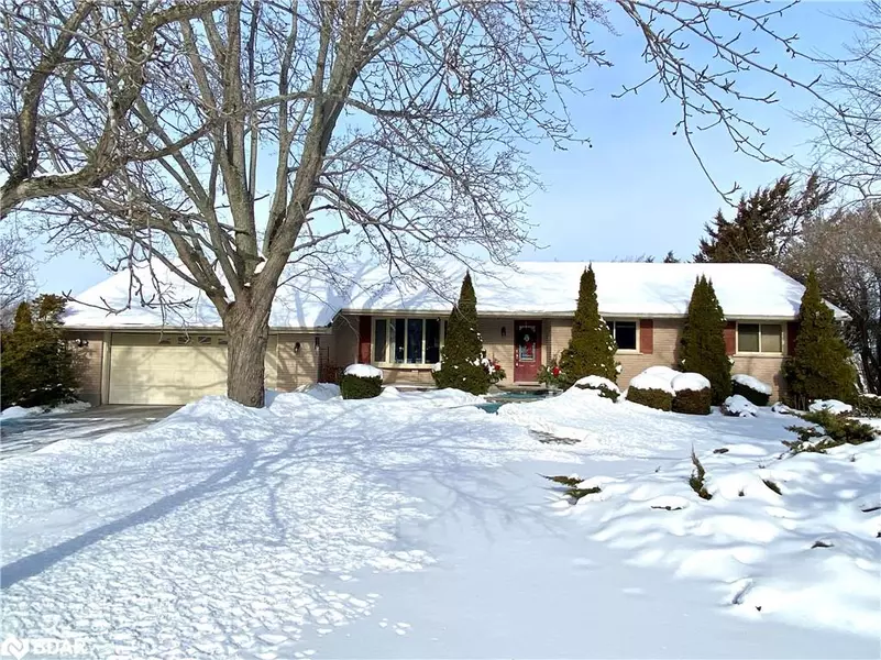 3286 County Rd 3, Prince Edward County, ON K0K 1L0