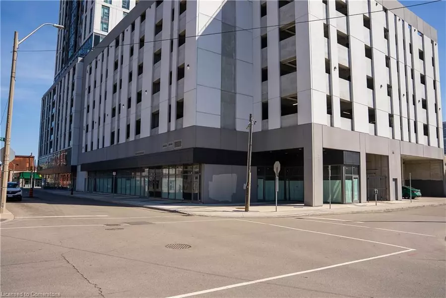 49 Walnut Street S #North, Hamilton, ON L8N 2K9