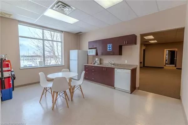Waterloo, ON N2L 4E2,410 Conestogo Road #202