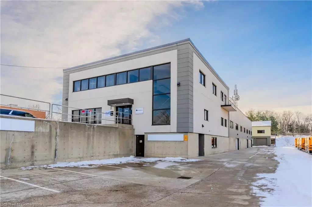 Kitchener, ON N2C 2G3,625 Wabanaki Drive #9B