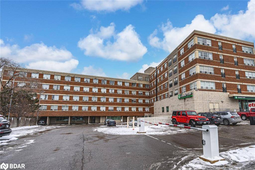 1415 Lawrence Avenue W #319, Toronto, ON M6L 1A9