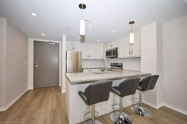 Vineland, ON L0R 2C0,3998 Victoria Avenue #103