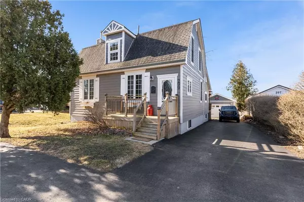 299 Caithness Street E, Caledonia, ON N3W 1E3