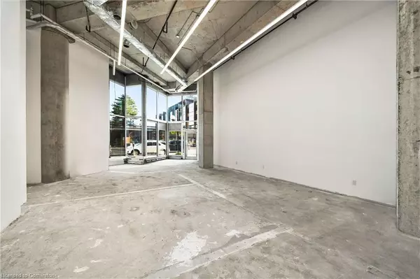 21 King Street W #101, Hamilton, ON L8P 4W7