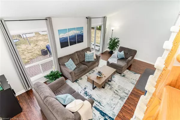 542 Drummerhill Crescent Waterloo, ON N2T 1G4