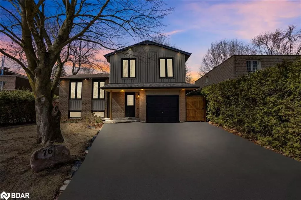 Tottenham, ON L0G 1W0,76 The Boulevard