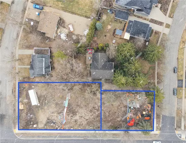 390 St David Street N, Fergus, ON N1M 2J9