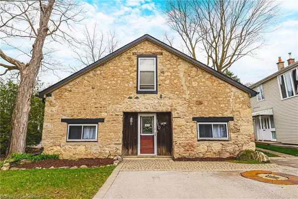 110 Freelton Road, Flamborough, ON L8B 0Z3
