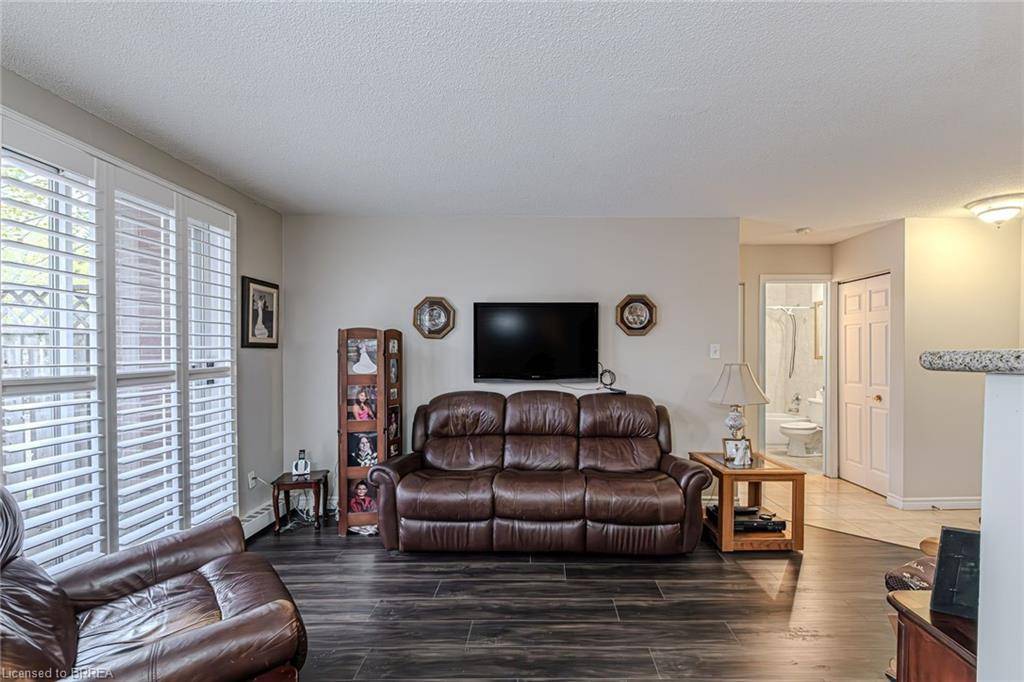Brantford, ON N3S 7J3,793 Colborne Street #117