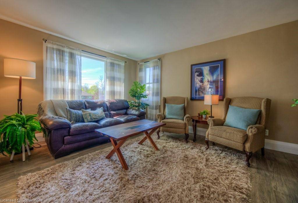 Woodstock, ON N4S 3Z2,93 Bee Street