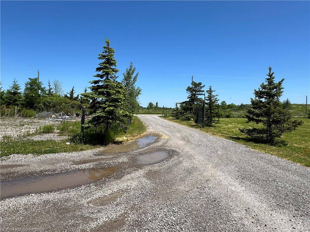 Stoney Creek, ON L8J 3A9,1020 Green Mountain Road Road E #A
