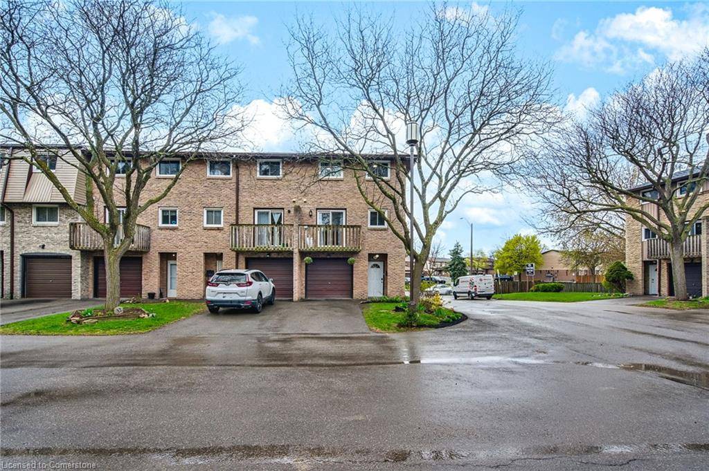 985 Limeridge Road E #33, Hamilton, ON L8W 1X9