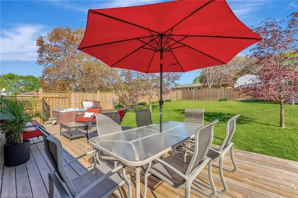 St. George, ON N0E 1N0,5 Elizabeth Street