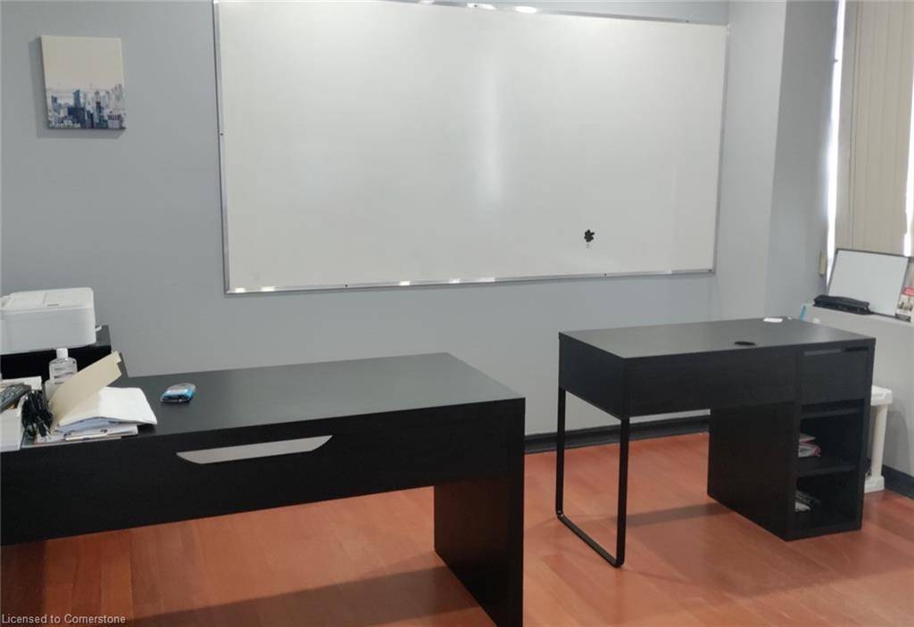 Mississauga, ON L5T 1H8,6033 Shawson Drive #4