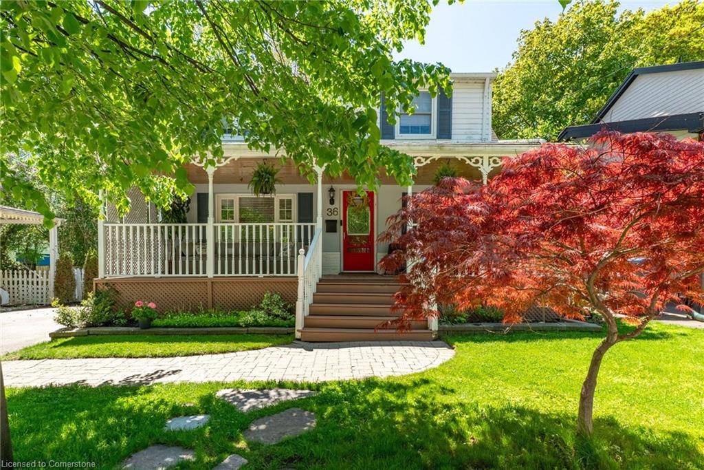36 John Street S, Mississauga, ON L5H 2E6