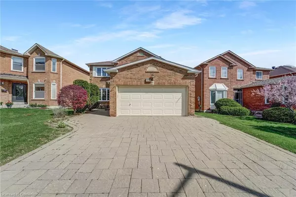 109 Valleymede Drive, Richmond Hill, ON L4B 1T6
