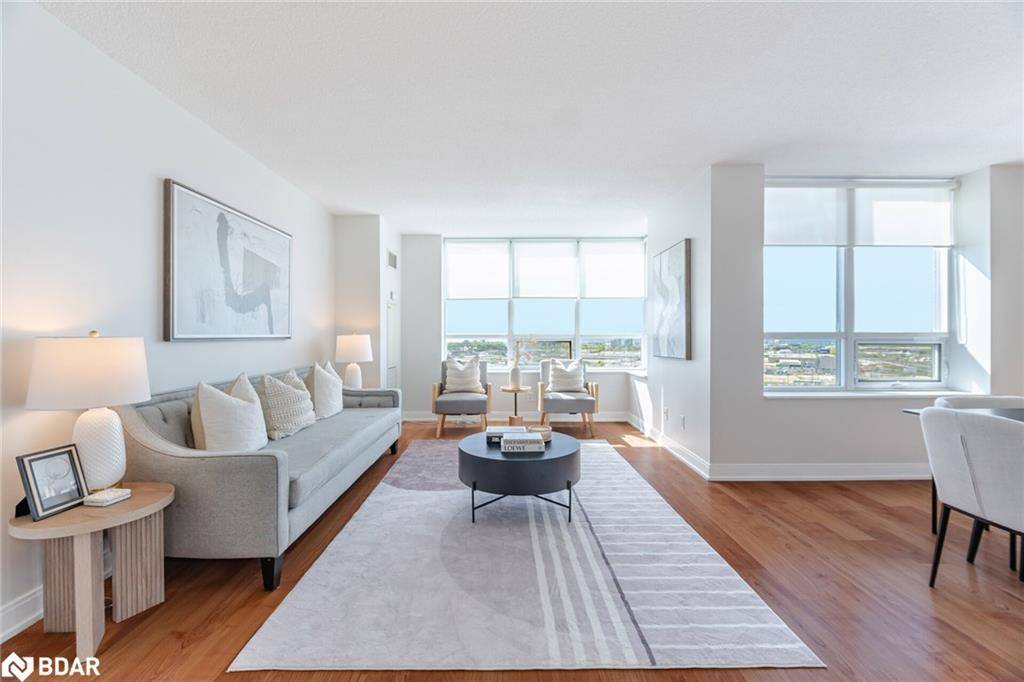 Etobicoke, ON M9B 0A2,35 Viking Lane #2035