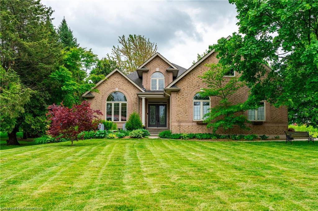 248 4th Concession Road W, Waterdown, ON L8B 1J3