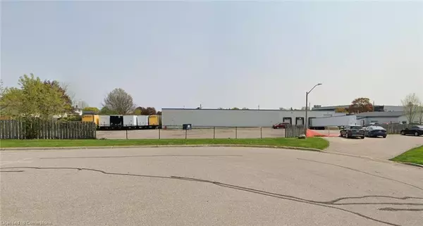 Paris, ON N3L 1T9,65 Silver Street #2