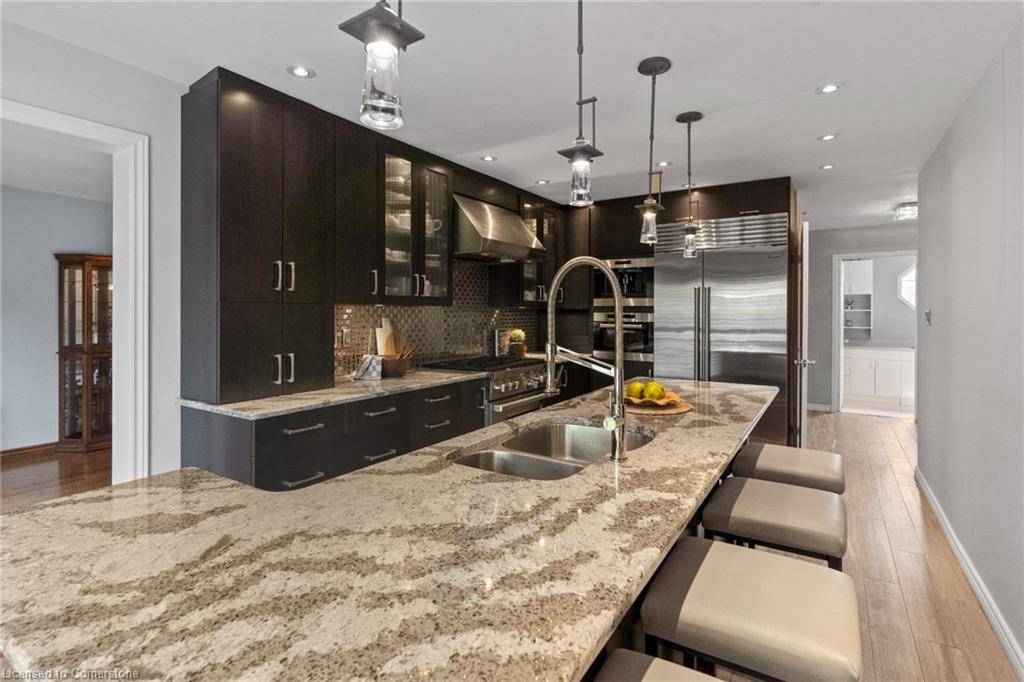Mississauga, ON L5N 6S4,3856 Trelawny Circle