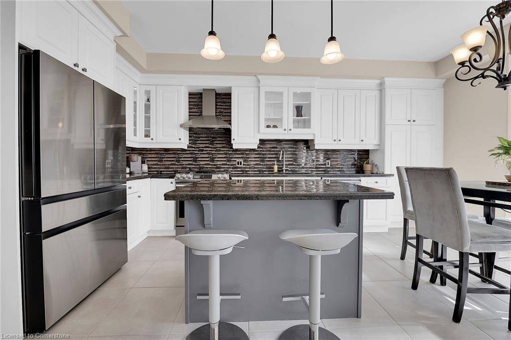 Hamilton, ON L9A 0B6,8 Chartwell Circle