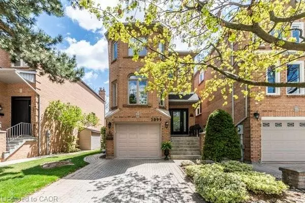 Oakville, ON L6M 3A3,2099 Blacksmith Lane