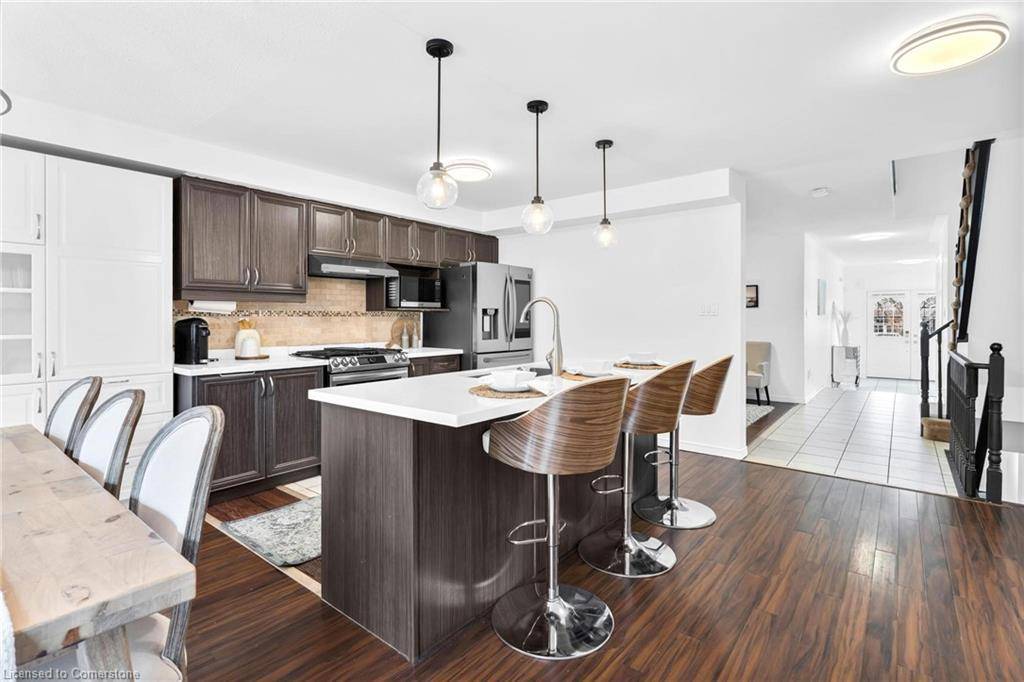 Whitby, ON L1R 0G1,95 Bettina Place