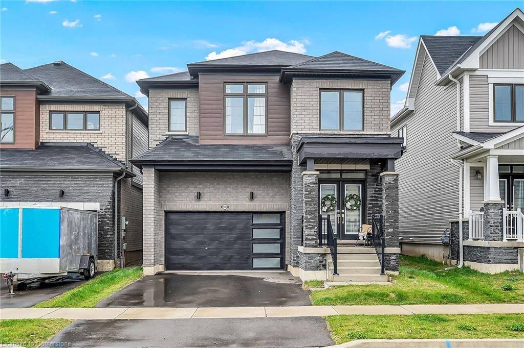 198 Whithorn Crescent, Caledonia, ON N3W 0E5