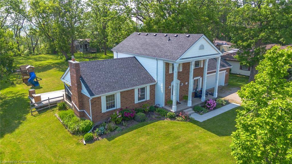 Brantford, ON N3T 5L9,35 Blossom Avenue