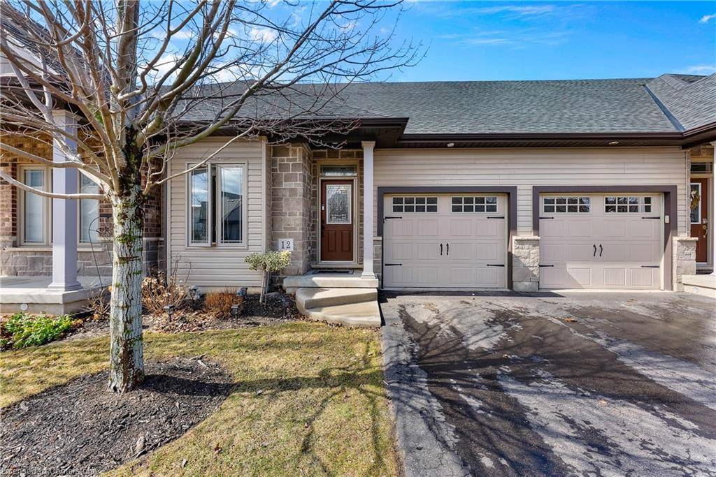 9440 Eagle Ridge Drive #12, Niagara Falls, ON L2H 0G6