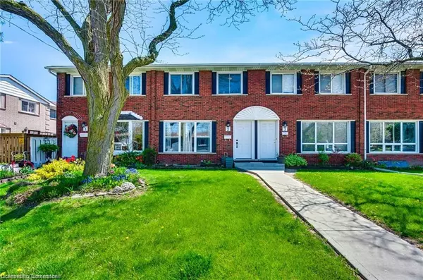 2700 Barton Street E #2, Hamilton, ON L8E 2J7