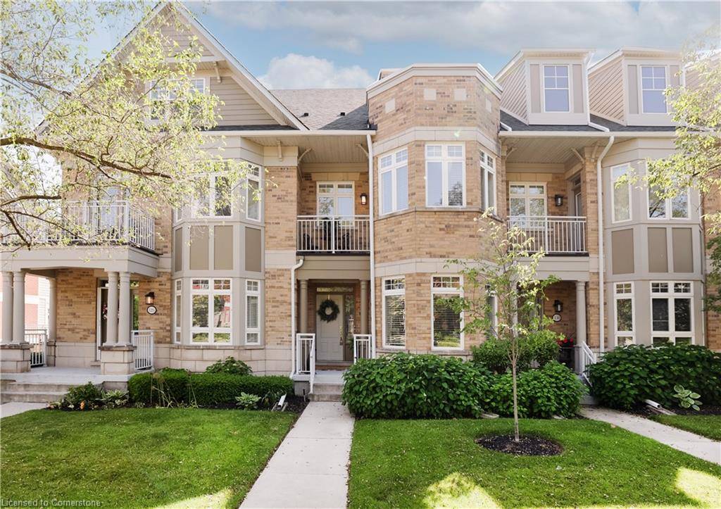 128 St. Lawrence Drive, Mississauga, ON L5G 4V1