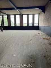 Chatham, ON N7M 1C7,85-89 King Street W