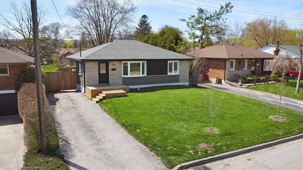 1272 De Quincy Crescent, Burlington, ON L7P 1E4