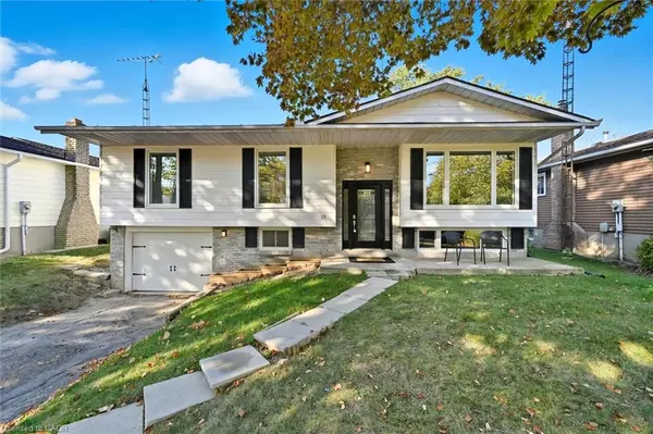 19 Aaron Drive, Port Dover, ON N0A 1N4