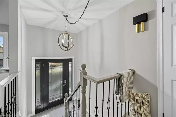 Port Dover, ON N0A 1N4,19 Aaron Drive