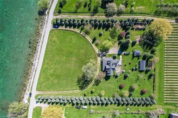 3718 Lakeshore Road, Beamsville, ON L3J 0X2