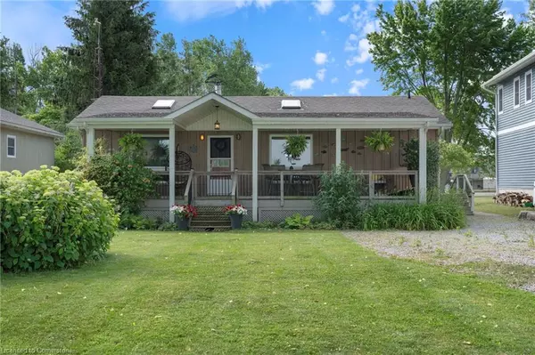 5 Warbler Lane, Long Point, ON N0E 1M0