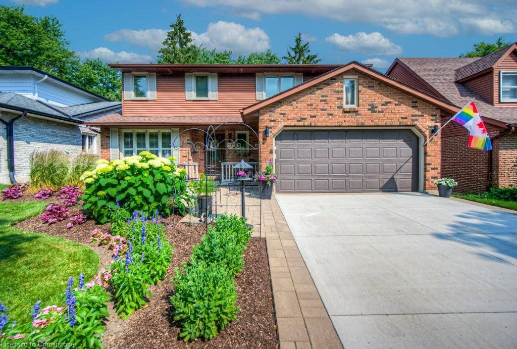 377 Westridge Drive, Waterloo, ON N2L 5Y1