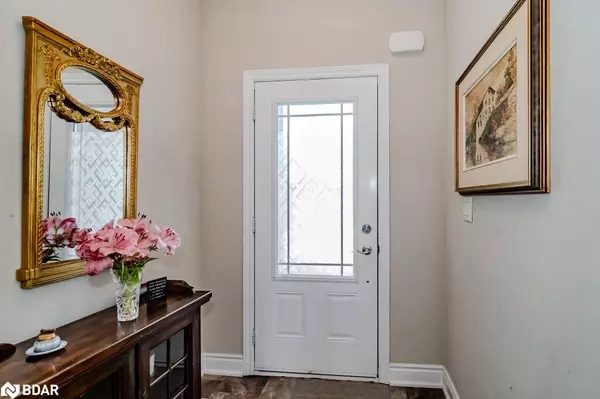 Orillia, ON L3V 0G3,156 Lily Drive