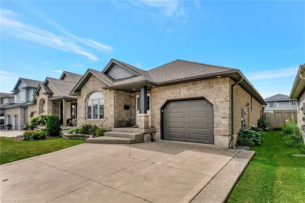 Elmira, ON N3B 3P4,23 Oakcliffe Street